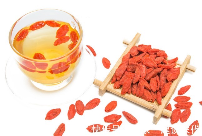 营养物质|你喝开水泡的枸杞吗事实上,许多人错了,难怪效果不好