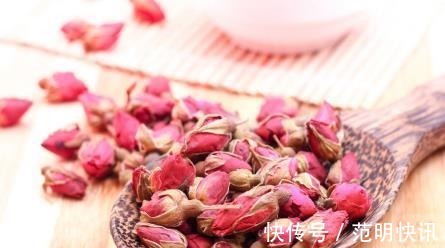 经常性|影响人睡眠的4个因素,劝你尽量远离,做的越多,失眠离你越近