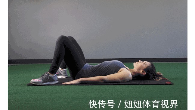 臀围|健美比赛爆红,臀围太夸张,翘臀谁也能够拥有