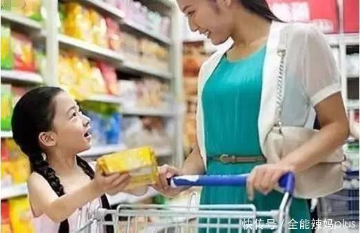 糖果|“从不吃零食”的娃,长大后是什么样?难逃3种结局,家长该看看