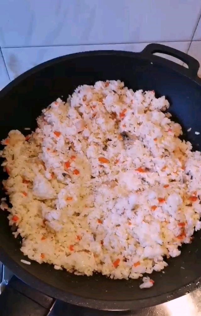 鸡蛋和此物天生一对，做法简单，隔三差五做给孩子吃，营养到位