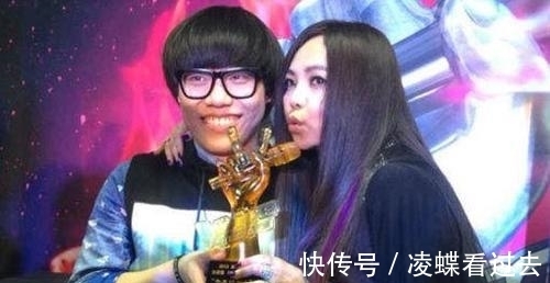 導(dǎo)師|終于知道謝霆鋒為啥當(dāng)不了《好聲音》冠軍導(dǎo)師了,他就是個(gè)外國(guó)人