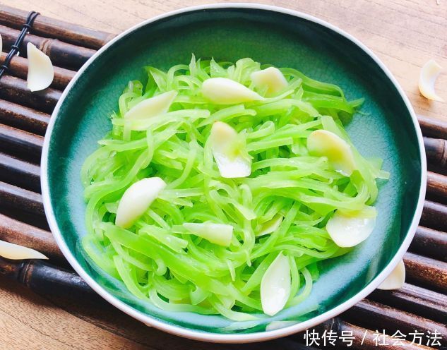 冬天宁可少吃肉,也要多食此菜,排出毒素,润