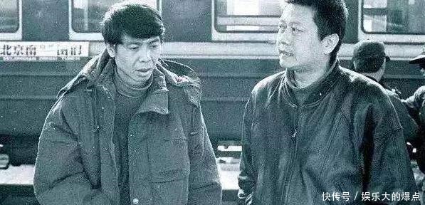 王朔|王朔评白岩松骨子里做作的“肉喇叭”!坐第一排有什么好优越的