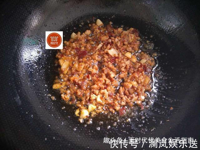 豆瓣酱|我做的烧茄子,不油炸更入味,隔天就做一次,孩子多吃一碗饭!