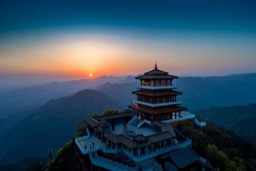 中国最低调的道教名山，景色不输峨眉山，背后还有一个神话故事！