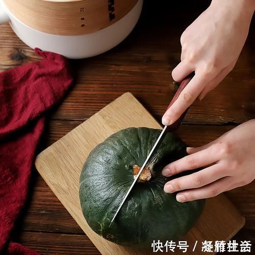 南瓜盅|想要刮油减脂，早餐不妨这么吃，既能补充能量，人也越吃越苗条