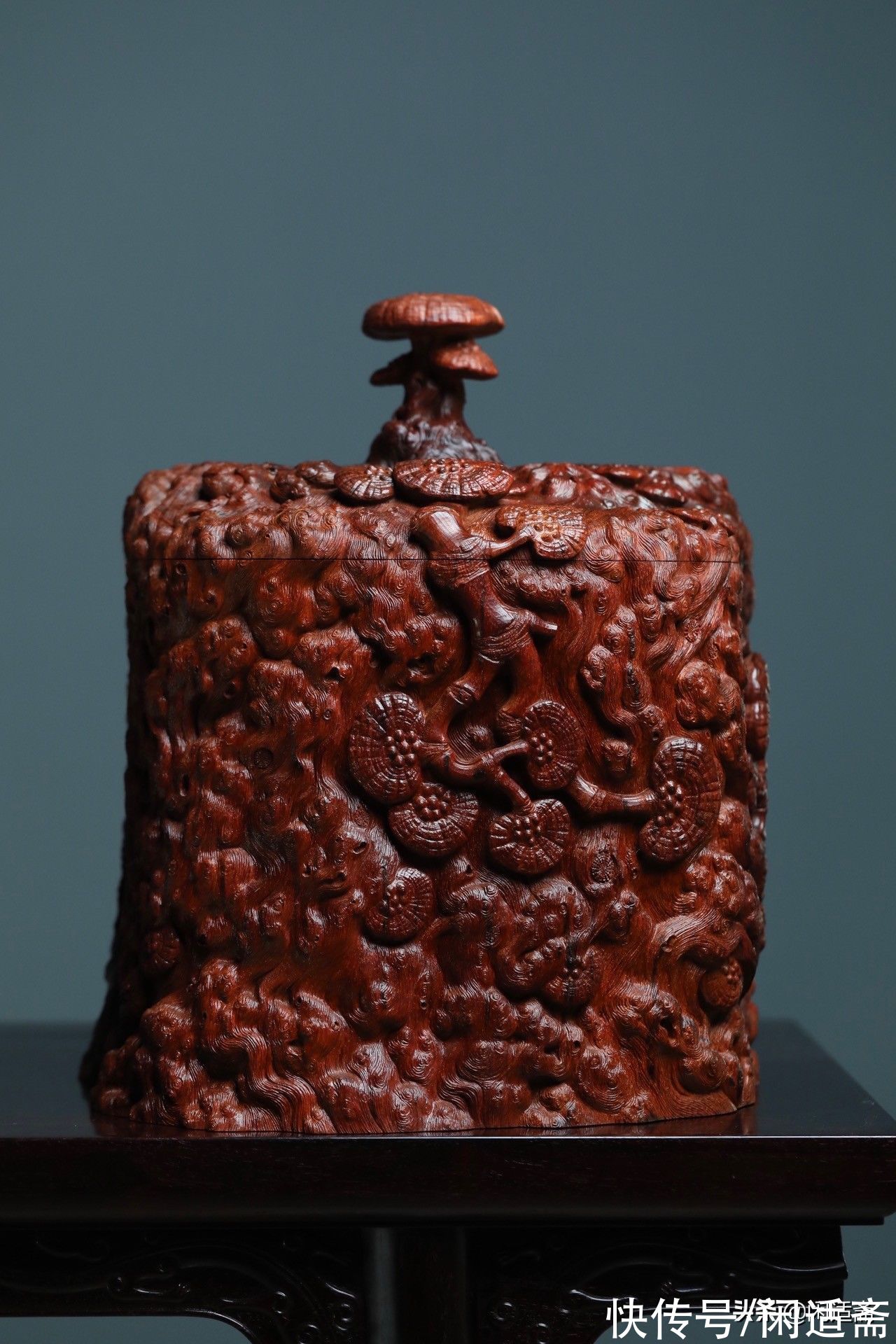 灵芝$茶室清赏，小叶紫檀，满雕灵芝树瘤，大茶仓