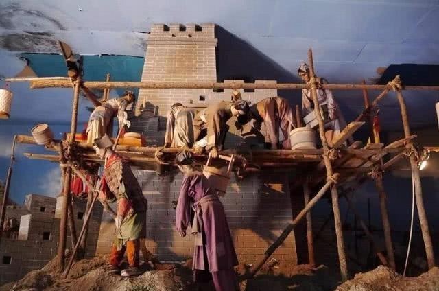 钢筋|没有钢筋混泥土的古代，秦始皇给长城加了什么？能够2千年不倒