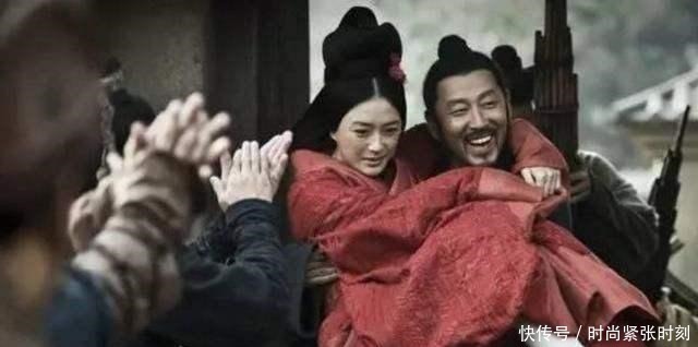 白发|皇帝想废太子,发现太子旁有4个白发老头,皇帝太子已经动不了