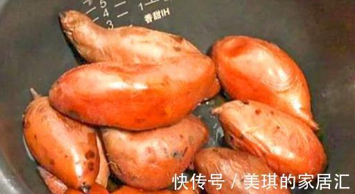 烤红薯|把红薯直接放进电饭锅，不用烤箱，不加一滴水，流着汤汁太好吃了