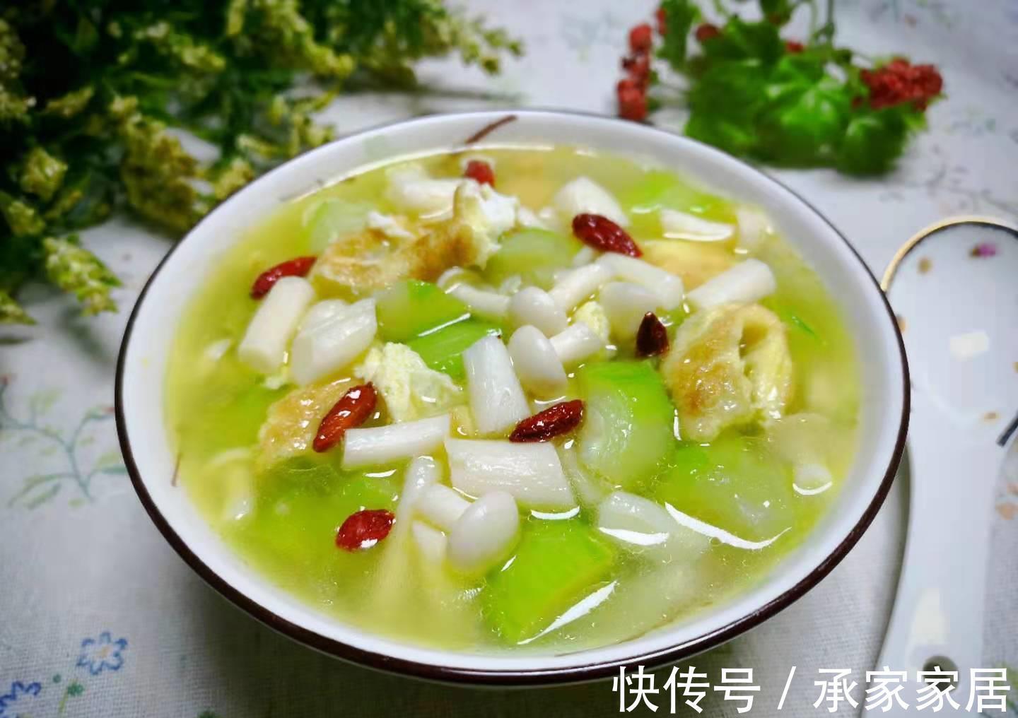 丝瓜汁|进入末伏，这汤要常喝，做法简单，营养清爽还养人，不懂吃可惜了