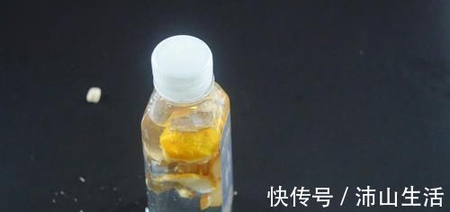 花生壳和橘子皮放在一起,这个用途太实用了,看完尽快提醒家里人