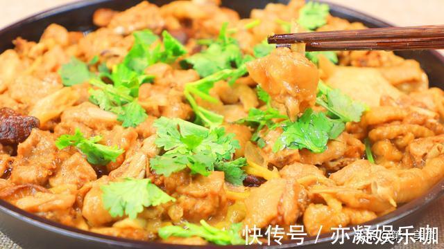 技巧|最简单又好吃的焖扒鸡，鸡块直接上锅蒸，学会腌制技巧，鲜嫩滑口