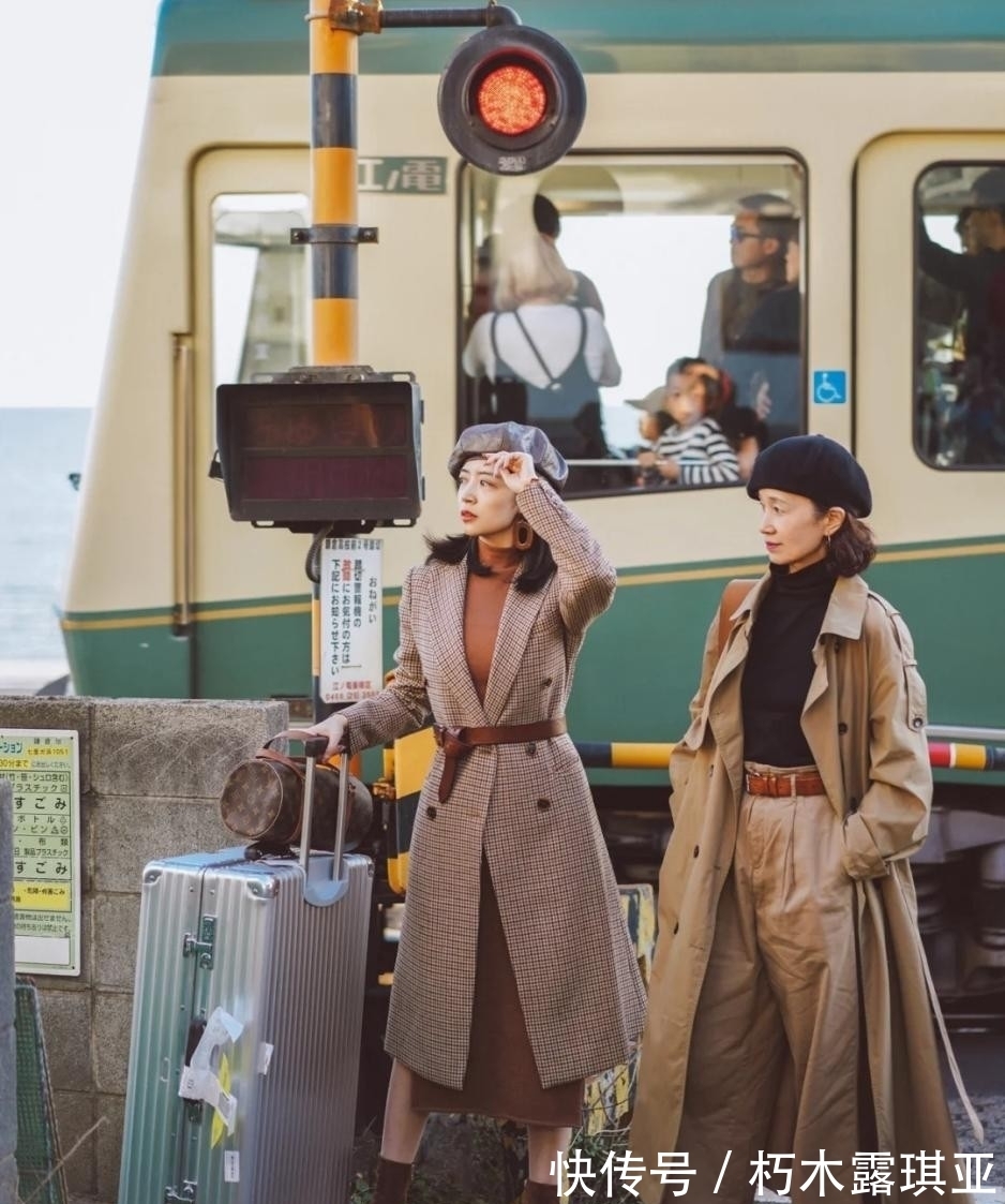 妈妈 58岁三木妈妈,凭什么美得优雅?她这3个“配色公式”,堪称一绝