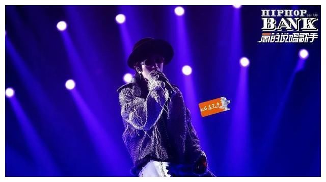 面对提问光光一度落泪，Kc：Kandi没来之前厂牌“濒临倒闭”