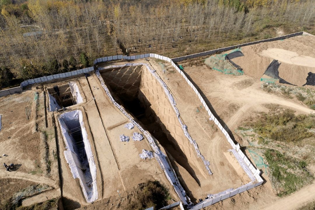 发掘#霸陵经过发掘,发现“谜样”的刑徒俑,揭开了汉朝的三个秘密