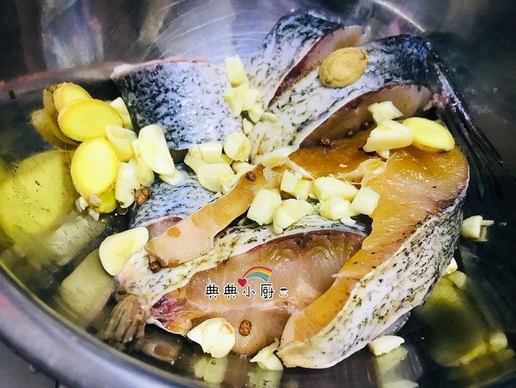 鱼不红烧,用来做火锅,又是一道冬日美味