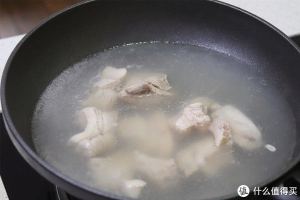 小吃来了 篇二十七:五花肉做的“压板肉”,70岁老奶奶吃得直夸,酥烂入味,可真香啊