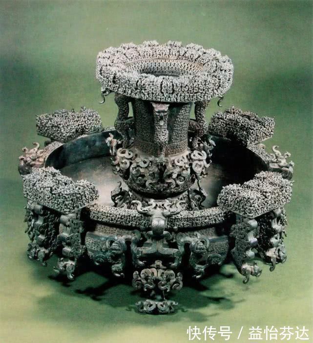 专家#陪葬品中挖出的奇怪酒杯,怎么喝都喝不空,X光下专家恍然大悟