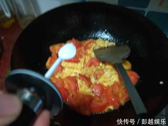 春季的晚餐，我家隔三差五就吃它，补充维C还下火，孩子超爱吃