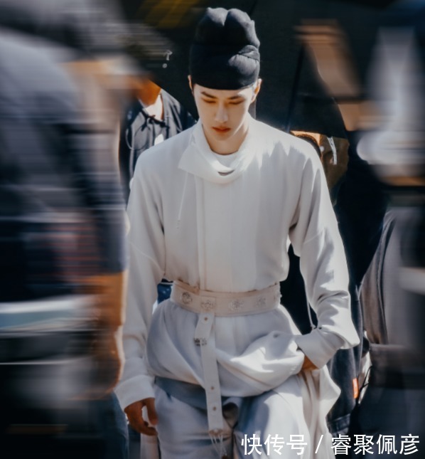 投票 2021最佳演员投票排行:肖战投票数高到离谱,王一博掉至第5