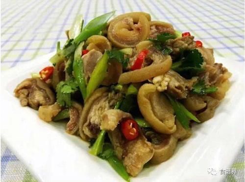 美食精选：家人最爱吃的家常美食，荤素搭配，鲜香不腻，下酒下饭，上桌即光