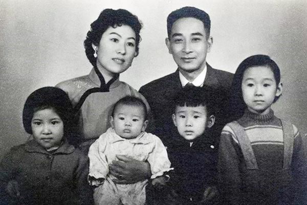 骗子|南怀瑾到底是“骗子”,还是一代“大师”李敖根本就是个骗子