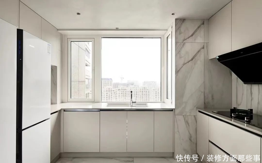 侘寂风混搭,造就美学盛宴,这个家有点儿时髦|198㎡大平层 | 主卧