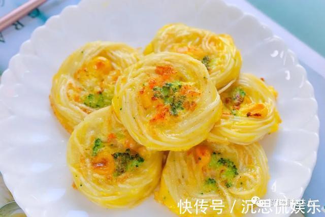 虾仁|不加面粉的“盘丝饼”,娃吃的比谁都香!鲜嫩香甜又补钙