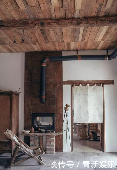 桃花源|20多岁的年龄差距,却把一个破烂的农家小院变成了“桃花源”