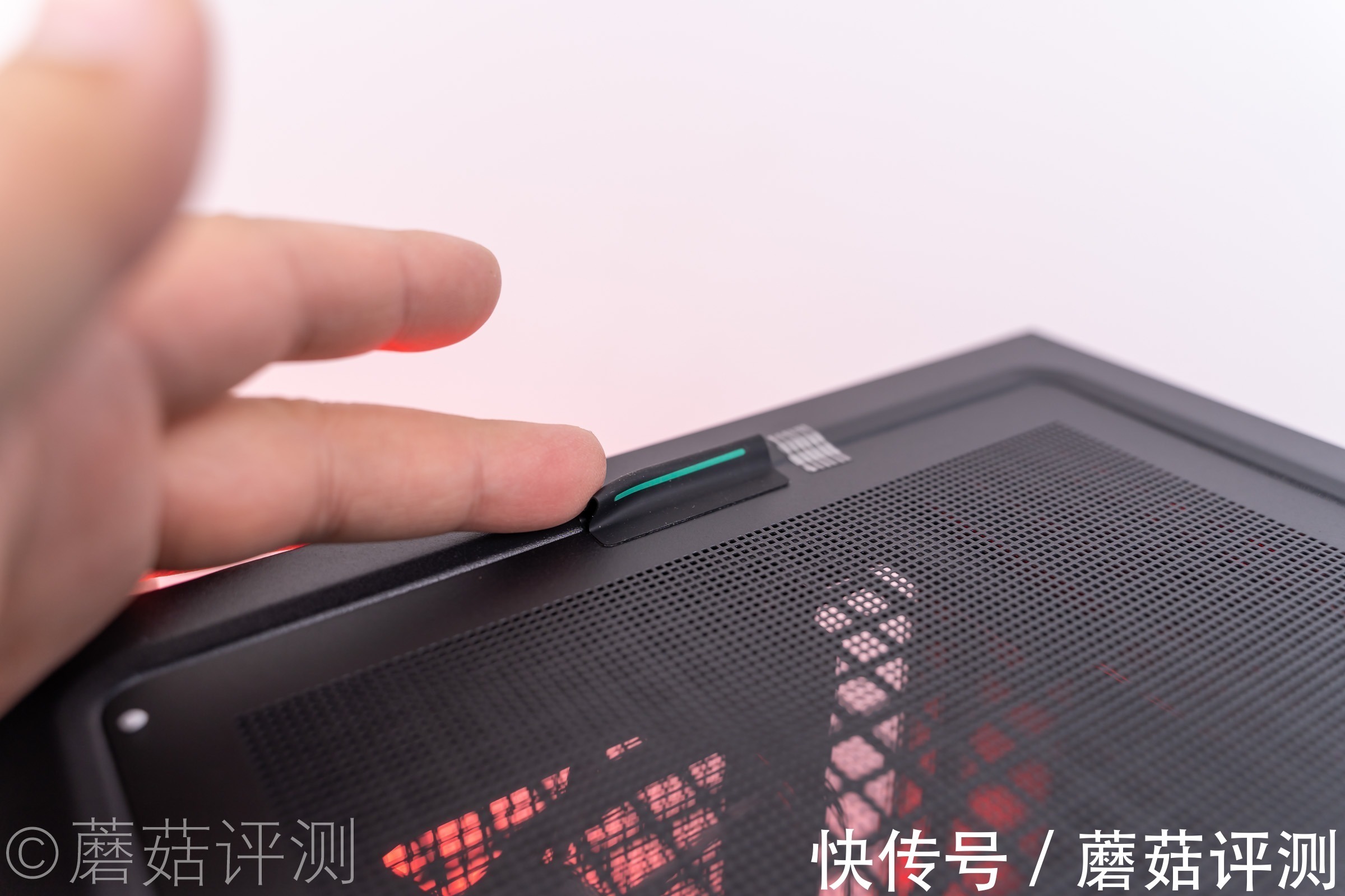 显卡|散热优秀,外观、设计精致、九州风神CK560幻境Pro中塔机箱 评测