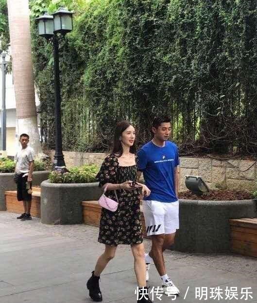  男嘉宾|张继科参加恋爱综艺，与金晨成为新cp，其中缘由引发热议