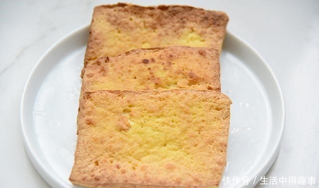 豆腐新吃法,不炒也不炖,5分钟即可上桌,好吃又下饭,老少爱吃