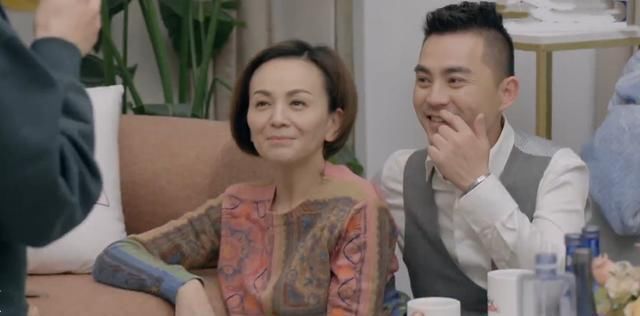 收官期:黄奕带女儿出镜,方磊疑似来告白,这两对结局不乐观!