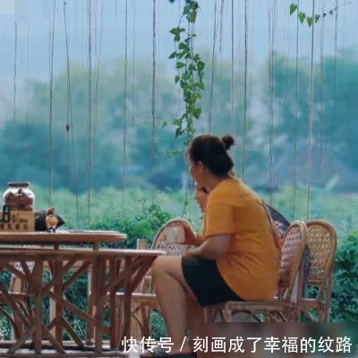 村婦主動(dòng)靠近張子楓時(shí),誰(shuí)注意子楓下意識(shí)反應(yīng)素質(zhì)裝不來(lái)的