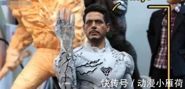 伤痕|钢铁侠的死亡瞬间被做成手办,成品完成那刻,托尼的伤痕触目惊心