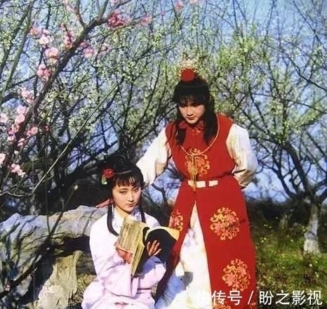 林黛玉!《红楼梦》:为何林黛玉从不规劝贾宝玉立身扬名?