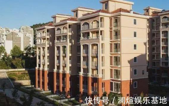 西户|一梯两户选东户还是西户?有钱人都是这样选,你选对了吗?