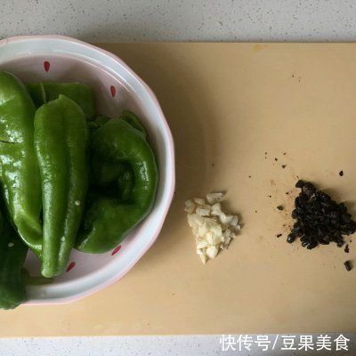 豆豉|超级下饭的糖醋虎皮青椒这么做，吃前一定备足饭