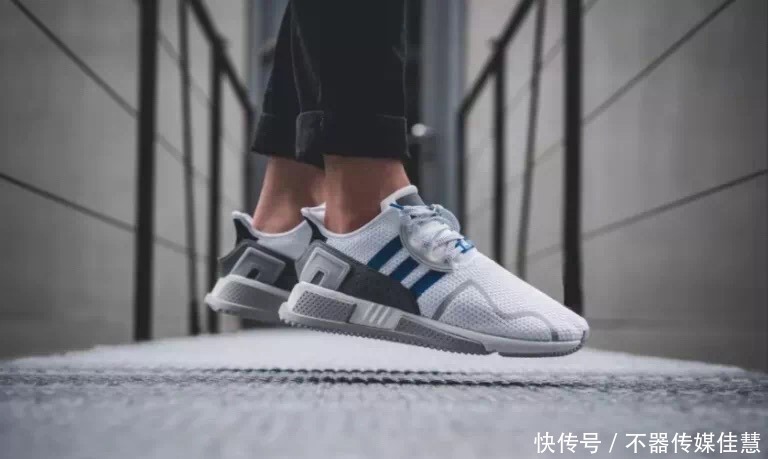 Adidas 三双百元不到学生党必备的颜值好鞋