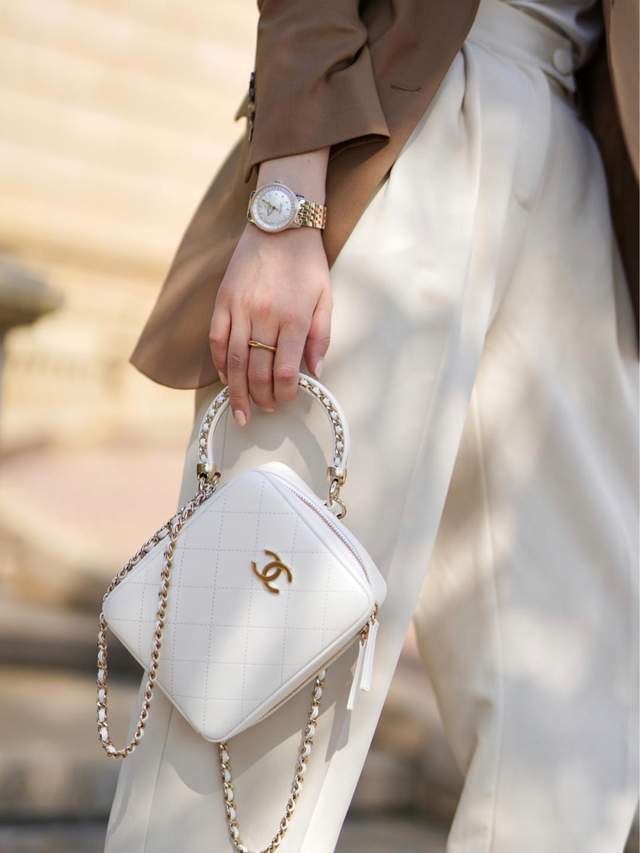 高级感|有一半的人都说:想要穿出高级感很难,掌握这几点穿搭技巧就够了