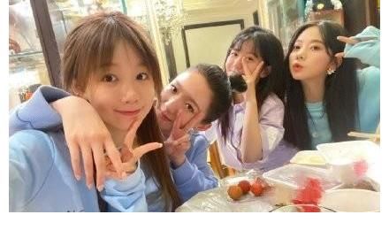 孟美岐|火箭少女合體錄制新綜藝：孟美岐公開邀請賴美云，張紫寧確認(rèn)加盟