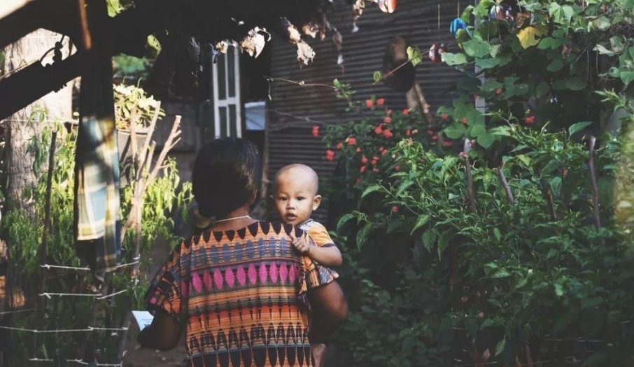 义务|“凭什么姥姥带我,老了享福的却是奶奶”,爸爸的回答令人深思