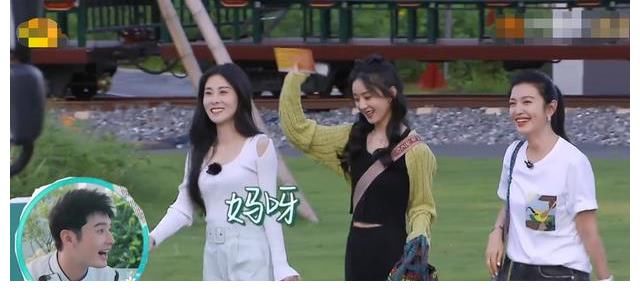 李雪三|赵丽颖回归《中餐厅》，当面调侃黄晓明，从客人秒变员工不当外人