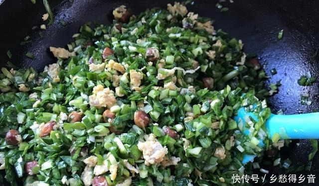 面丁儿素馅饺子的做法，简单又好吃！