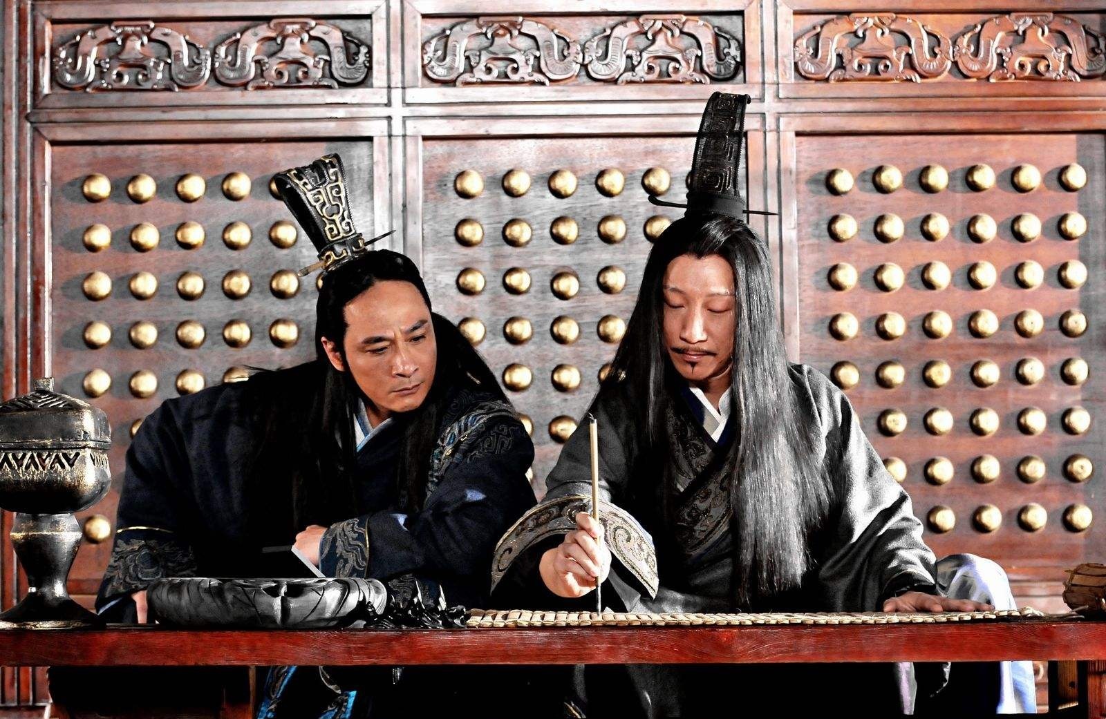 鬼谷|民间活跃千年的神秘组织,自诩鬼谷派嫡传,人人背刀留下谶语就走