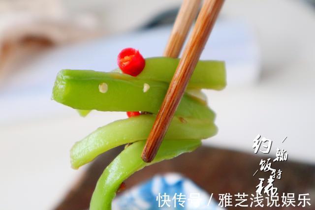 腌黄瓜|夏天，吃黄瓜苦瓜不如吃它，2元一斤，切成条简单一拌，清脆爽口