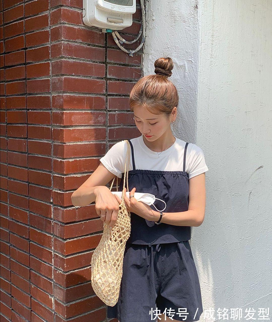 构造|精致优雅的韩系穿搭,简单搭配不失时尚,看着随意却透着高级感