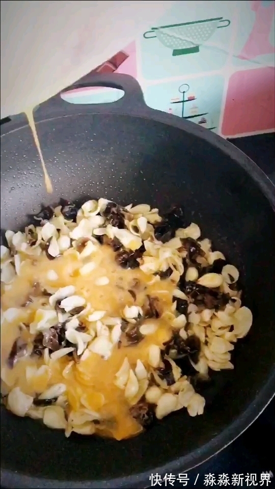 小吃|润肺止咳别只炖梨了,教你做个懒人小吃,肺润了,不咳了!